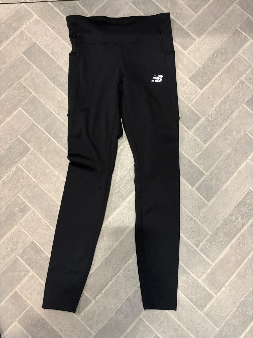 New Balance Black Women's Athletic Leggings with White Logo